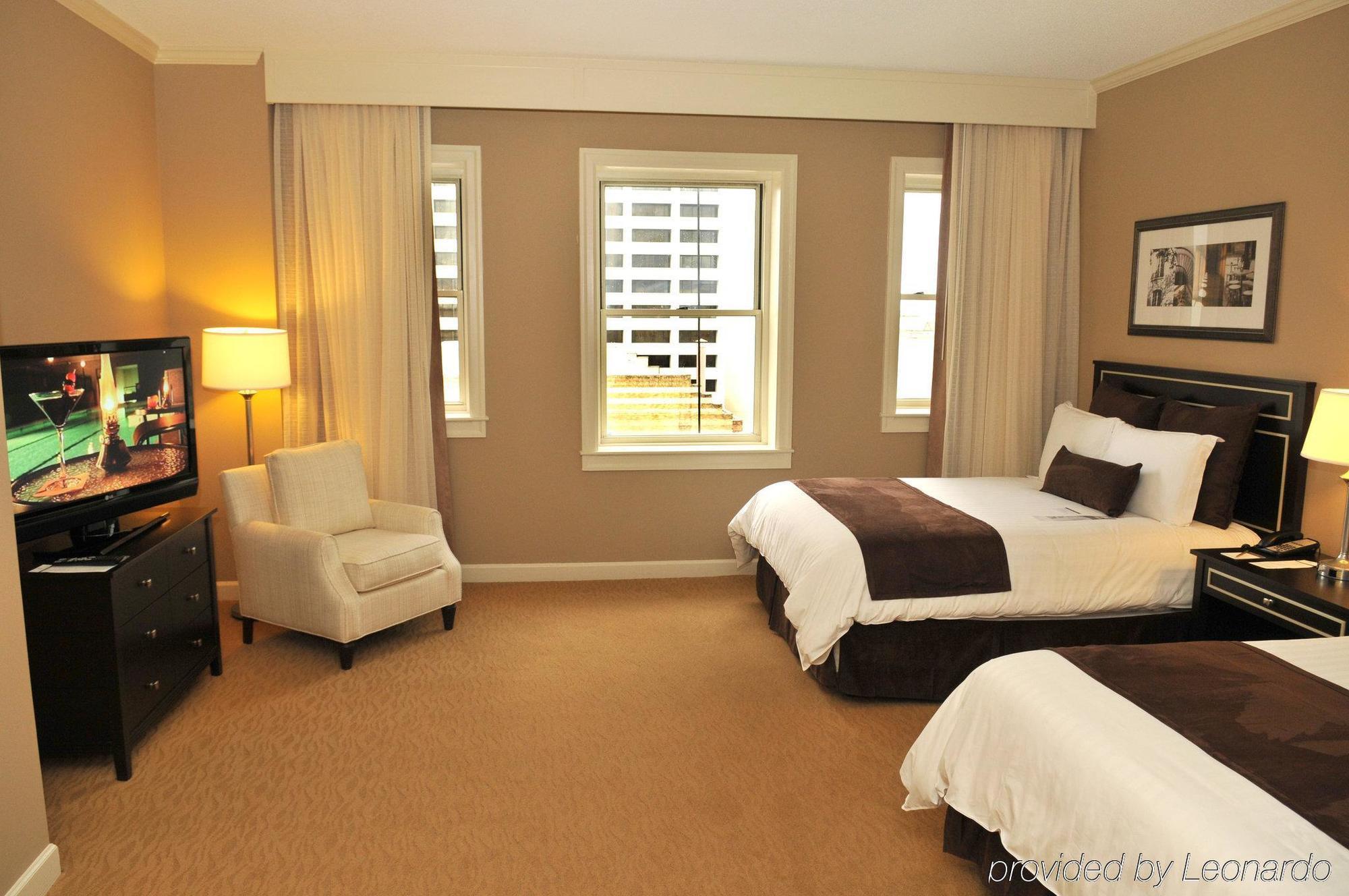 The Georgian Terrace Hotel Atlanta Room photo